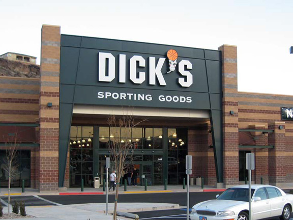Store front of DICK'S Sporting Goods store in St. George, UT
