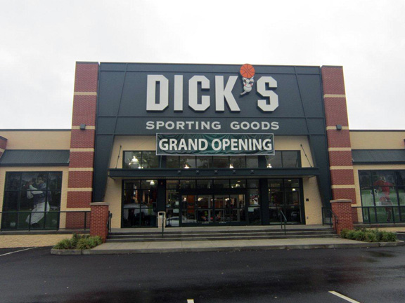 Store front of DICK'S Sporting Goods store in Commack, NY