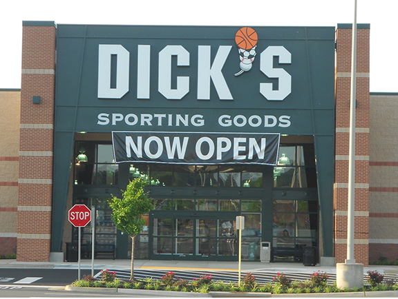 Store front of DICK'S Sporting Goods store in Culpeper, VA