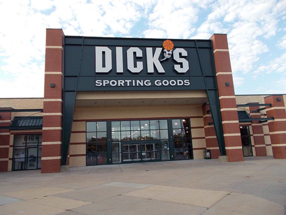 Store front of DICK'S Sporting Goods store in Wichita, KS