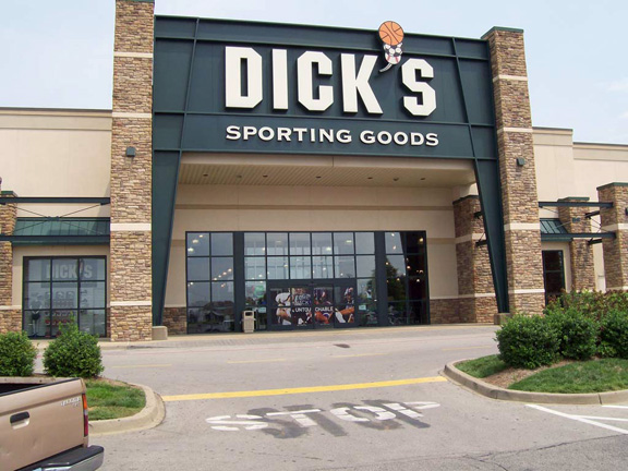 DICK'S Sporting Goods Store in Clarksville, IN | 280