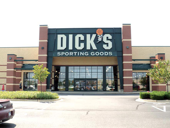 Store front of DICK'S Sporting Goods store in Grand Rapids, MI