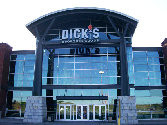 Store front of DICK'S Sporting Goods store in Buffalo, NY
