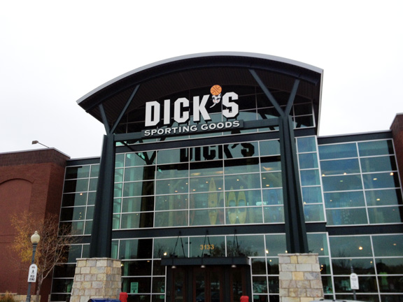 Store front of DICK'S Sporting Goods store in Colorado Springs, CO