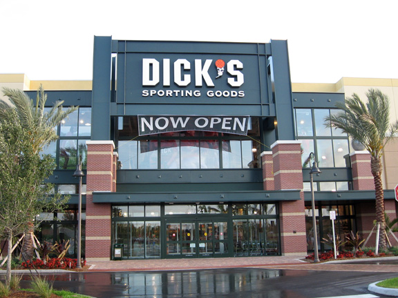Store front of DICK'S Sporting Goods store in West Palm Beach, FL
